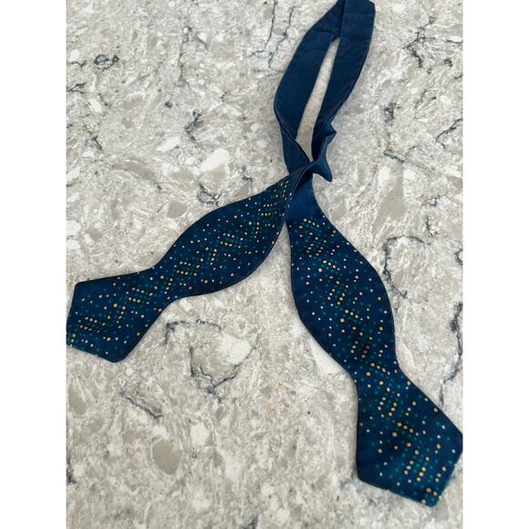 Sulka 100% Silk Self Tie Bow Tie Navy Yellow Green Geometric 15.5-15 3/4 JL - Picture 4 of 7